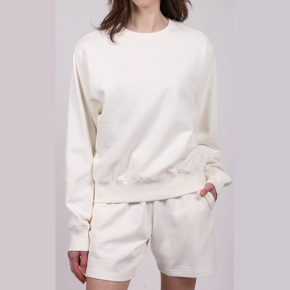 Brunette the Label Best Friend crew neck sweatshirt. 🤍